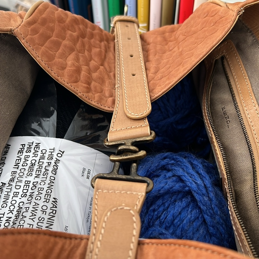 Vintage FENDI Du Jour tan  Leather Shoulder Bag - Picture 12 of 14